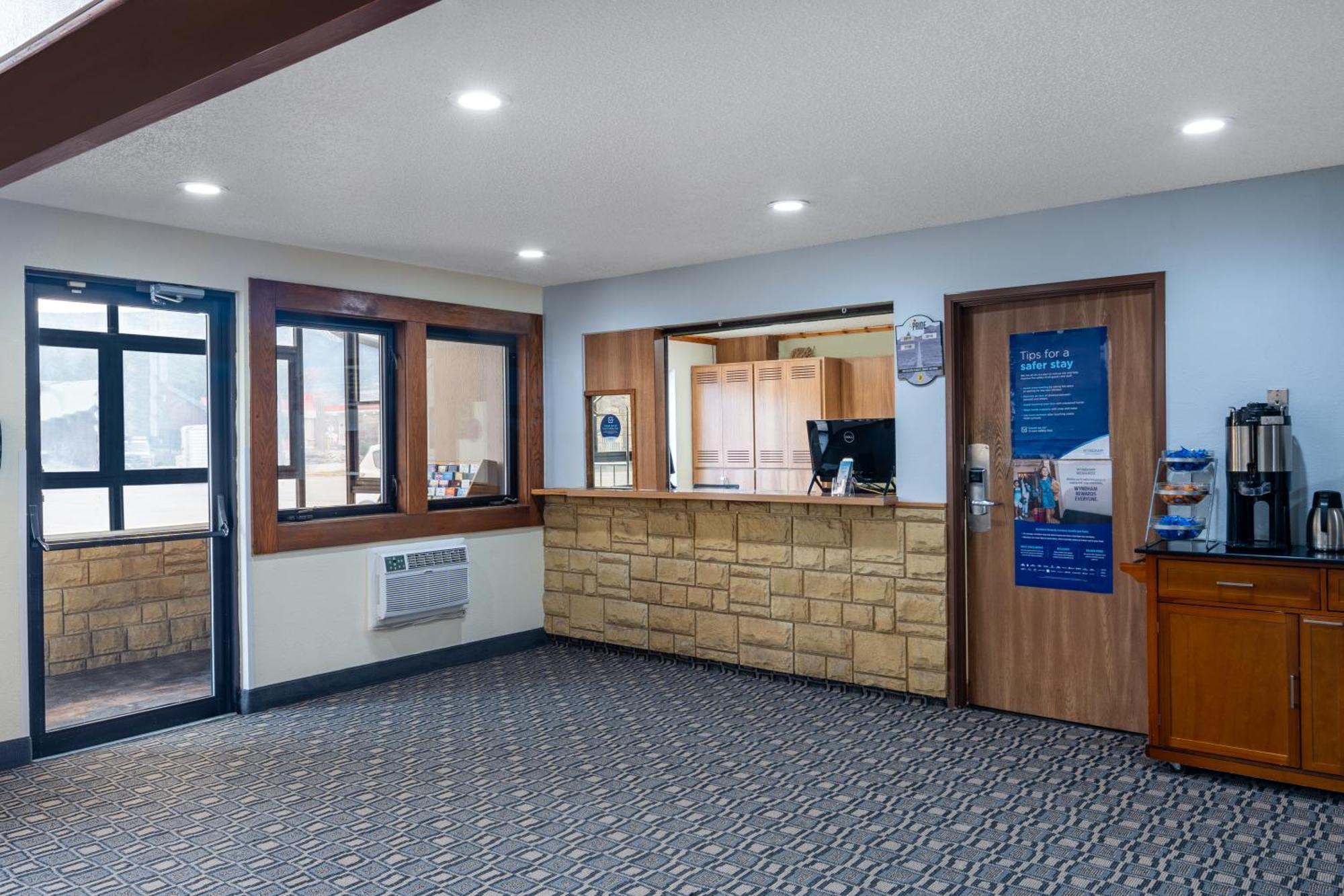 ซูเปอร์ 8 บาย วินด์แฮม ลิฟวิงส์ตัน เยลโลว์สโตน Motel ลิฟวิงสตัน ภายนอก รูปภาพ